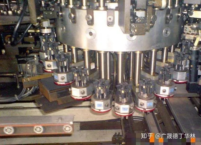 转塔型贴片机